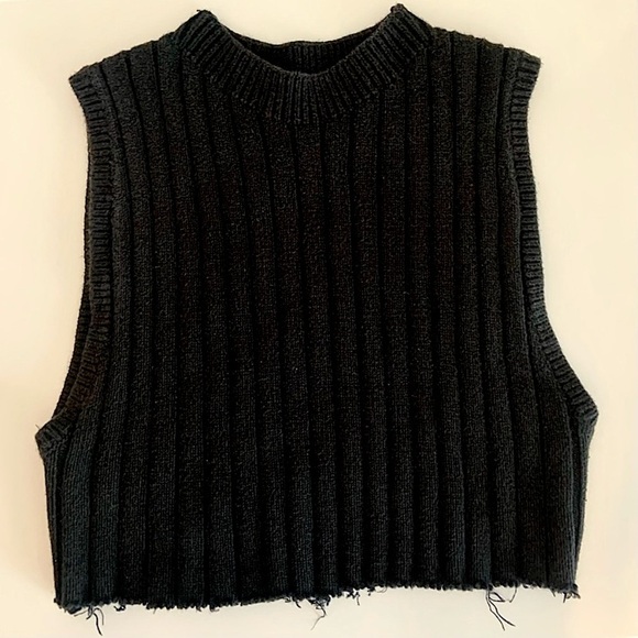 American Apparel Crop Knit Mini Sweater Tank - Picture 4 of 7